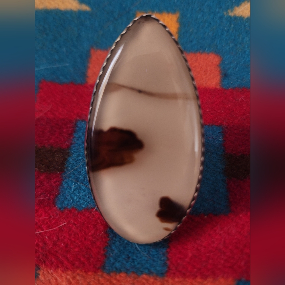 Boho Style woman's Teardrop shaped Silver ring. Sz 8-1/2.